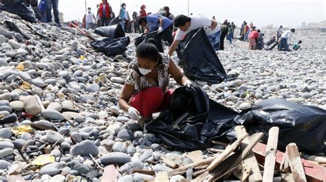 Callao Recogen 10 Toneladas De Basura De Playa Carpayo LIMA EL