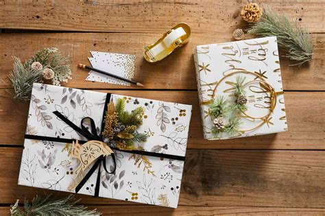 6 Great Gift Wrapping Tips, As Told by a Pro