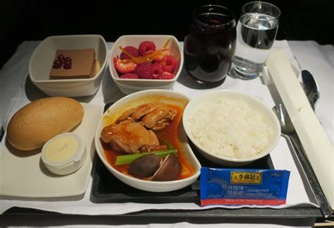 ビジネスクラス機内食 キャセイパシフィック航空： 香港 Hkg ⇒成田 Nrt