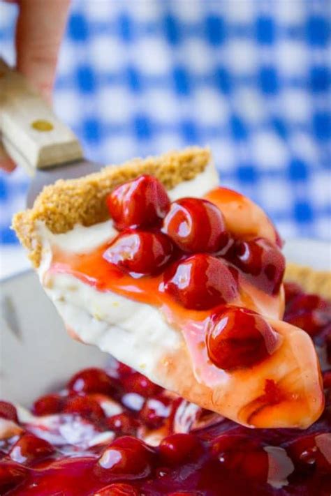 No Bake Cherry Cream Cheese Pie The Food Charlatan