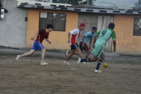 Piden Cancha Sintética El Diario Ecuador