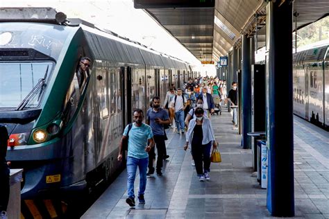 Trenord A Pasqua Corsa Straordinaria Da Milano Verso Il Garda Ecco