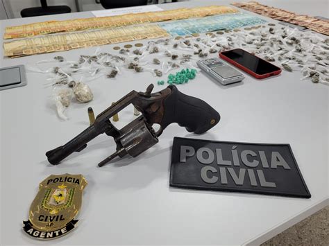 Dupla é Presa Com Arma De Fogo Que Pode Ter Sido Usada Para Matar