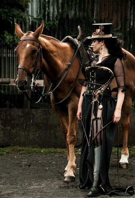 Pin By Susanna Smith On Steampunk Steampunk Girl Steampunk Clothing