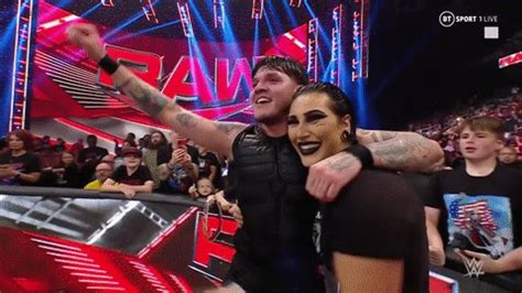 Wrestlebr On Twitter A Vit Ria Ficou O Casal Do Ano Wweraw