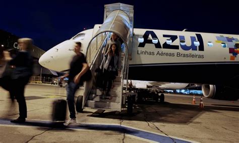 Azul Firma Acordo Embraer Para Compra De Avi Es Jornal O Globo