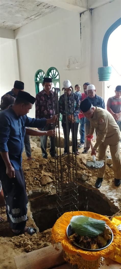 Peletekan Batu Masjid1 Jpeg