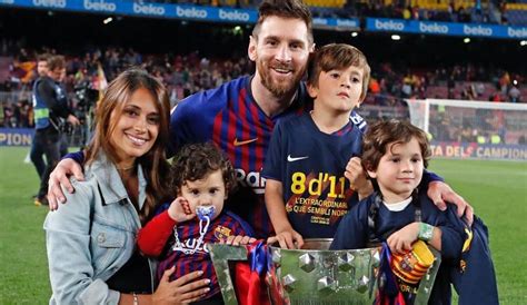 Inside Lionel Messi’s relationship with his wife Antonella Roccuzzo ...