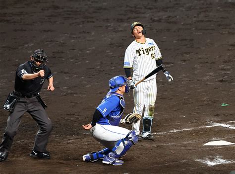 【阪神】岡田監督が球審の判定に「クソボールやろ」最下位中日に敗れ連敗 試合後に怒り プロ野球写真ニュース 日刊スポーツ