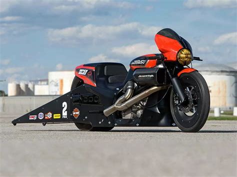 New H-D Street Rod Drag Bikes to Debut | Hot Bike Magazine