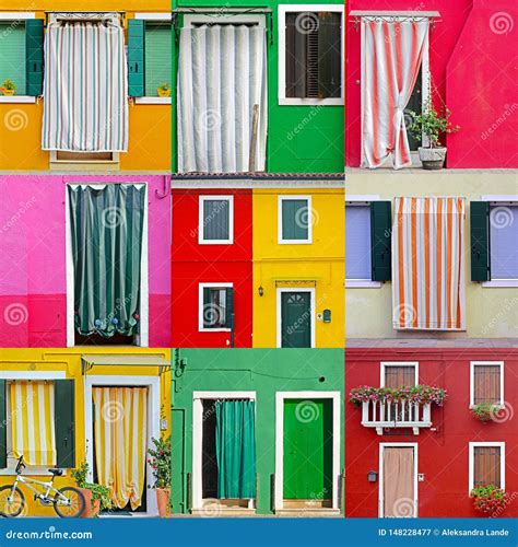 Edificios Coloridos En Calle Soleada De La Isla De Burano Imagen De