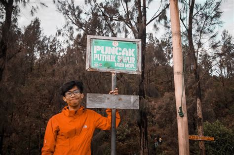 Gunung Yang Cocok Untuk Pemula Mt Pundhak Via Puthuk Siwur Nob Traveller