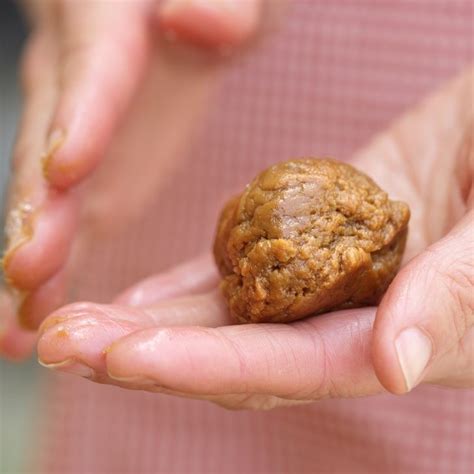 Soft And Chewy Einkorn Ginger Cookies Jovial Foods