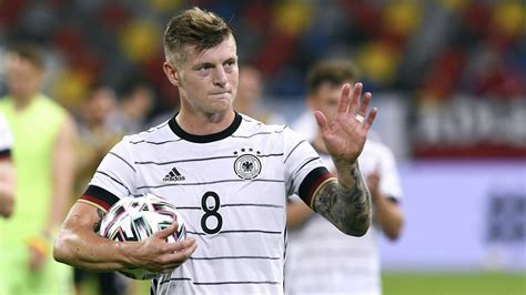 DFB Team Toni Kroos kündigt Comeback an neue Baustellen für Julian