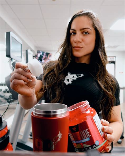 Ariel Khadr IFBB Fitness Pro