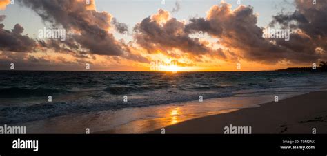 Sun Braking Threw Dramatic Clouds Sunrise Landscape Nr Governors