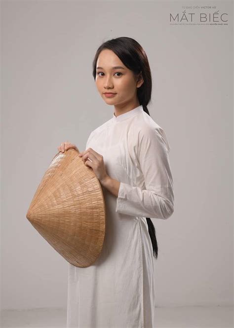 hot girl đại chiến phòng vé Việt mùa Noel Tiểu tam hai hệ Chi Pu hay nàng thơ Mắt Biếc sẽ