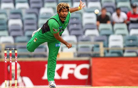 Sri Lanka bowling coach sends SOS to Malinga - Sports - Cricket - Emirates24|7