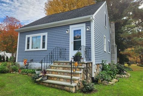 Harvey Windows And Cedar Impressions Vinyl Siding Fairhaven MA