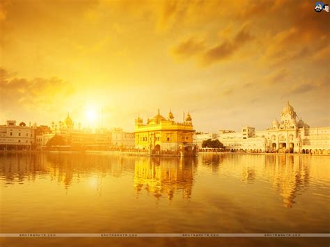 Golden Temple 4K Wallpaper