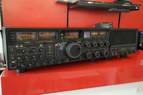 Second Hand Yaesu FTDX9000MP Contest Ultimate HF Transceiver