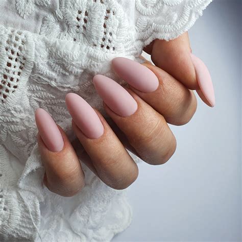 60 Nude Birthday Nail Designs You Ll Absolutely Adore GlowingFem