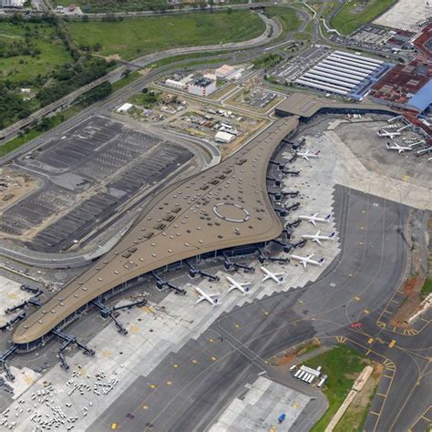 Nueva Terminal 2 En El Aeropuerto Internacional De Tocumen