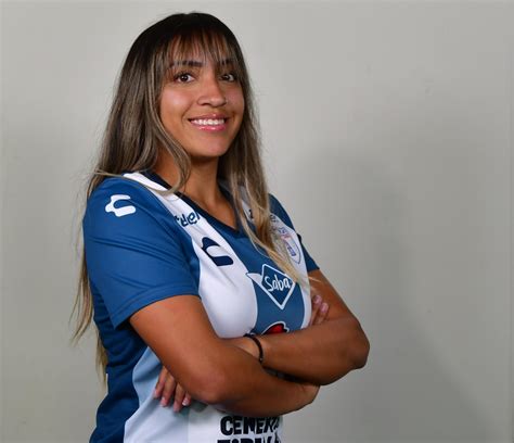 Rebekah Valdez Nueva Refuerzo De Las Tuzas Para El Clausura