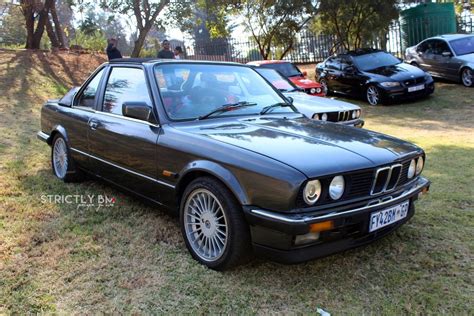 Pin By Strictly Bm On Cars E30 Convertible Bmw Classic Retro Cars