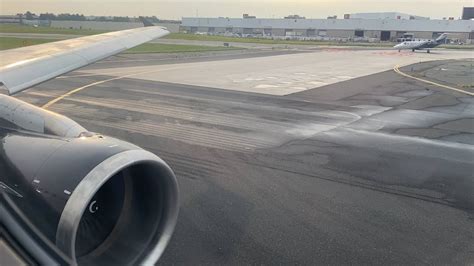 A321 CFM SOUND Air Canada Airbus A321 Takeoff From YYZ Engine View