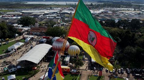 Maior Feira De Agroneg Cio Do Rs Expointer Fatura R Bilh Es Em