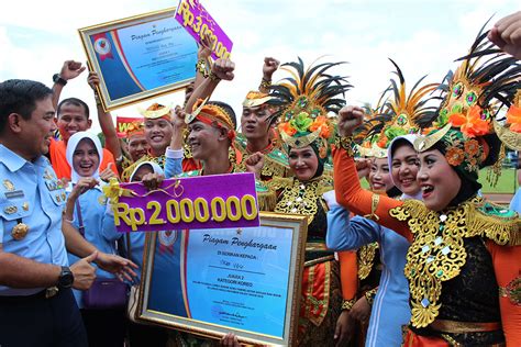 Yonko 464 Paskhas Raih Juara Umum Lomba Tari Tradisonal KOPASGAT