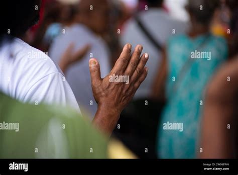 Salvador BAHIA BRASIL 13 de diciembre de 2023 Fieles católicos son