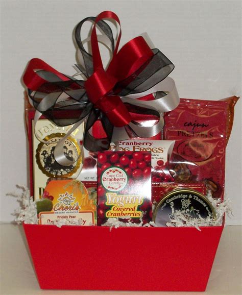 Gift Basket Creations | Custom baskets & market trays for every occasion Toll-Free: (877) 515 ...