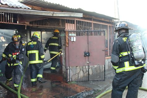 Andes On Line Dos Casas Destruidas Daños En Tercera Vivienda Un