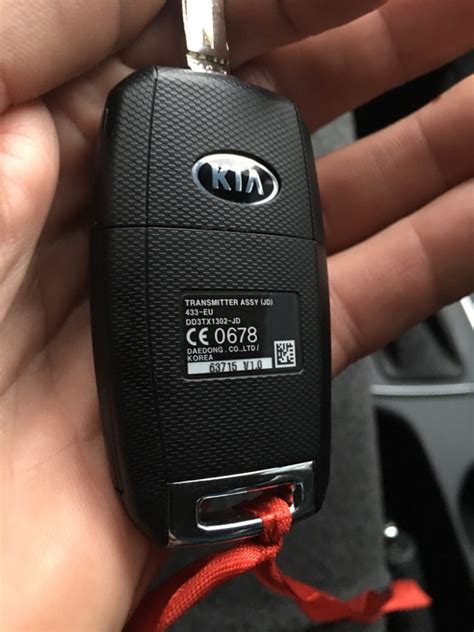 Вот ключ как выглядит — KIA Ceed (2G), 2016 года | визит на сервис | DRIVE2