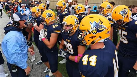 Augustana Vikings Leap Up To 13 In Rankings After Close Win