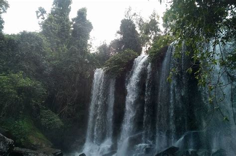 Phnom Kulen Waterfall & Banteay Srei Tour - Cambodia Golden Tours