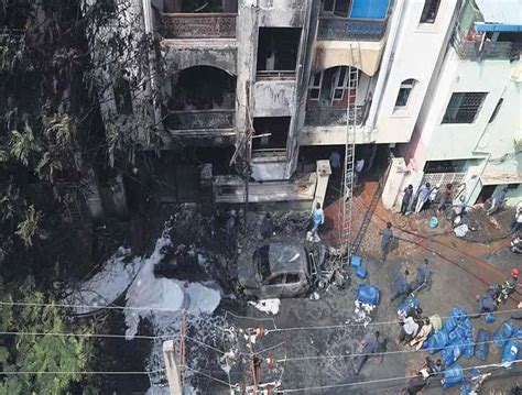 Fire Tragedy Rises To 10 Building Owner Held In Hyderabad HydNow