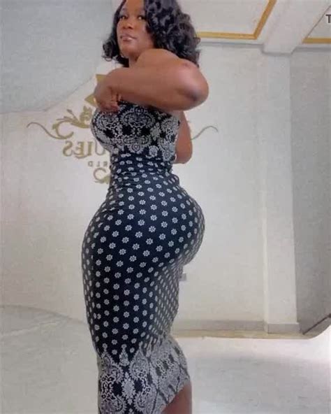 African Milf With A Humungous Butt Hotntubes