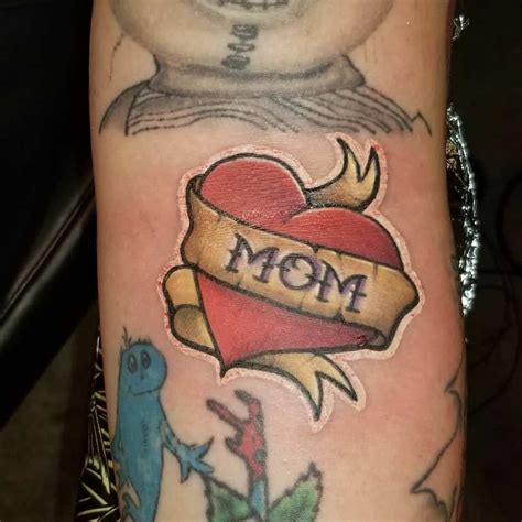 Amazing Mom Heart Tattoo Ideas