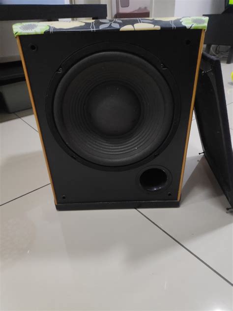 Subwoofer speaker, Audio, Soundbars, Speakers & Amplifiers on Carousell