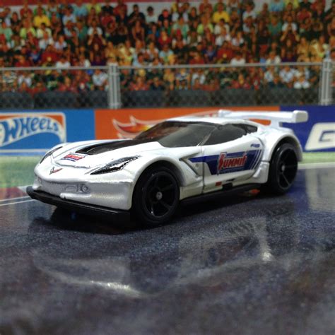 JULIAN S HOT WHEELS BLOG Corvette C7 R 2018 HW Speed Graphics Summit Racing Equipment