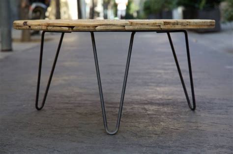 Table Made With Reclaimed Cable Reel | Pallet Furniture Projects