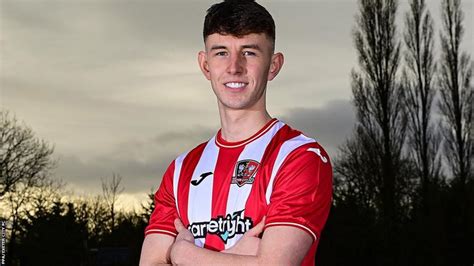 Joe White Exeter City Sign Newcastle United Midfielder On Loan BBC Sport