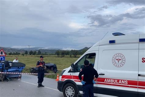 Burdur da korkunç kaza 5 ölü 2 si ağır 5 yaralı Güncel Haberler