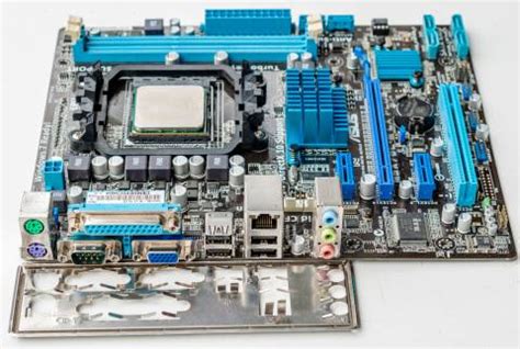 ASUS M5A78L-M LX PLUS (Rev. 3.01) - The Retro Web
