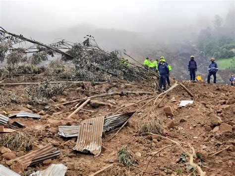 La tragedia de Alausí y cinco pasos para salir del atolladero nacional