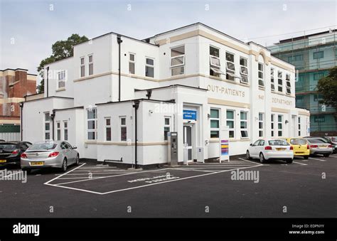 Recently reopened Purley War Memorial Hospital, part of Croydon NHS Stock Photo, Royalty Free ...