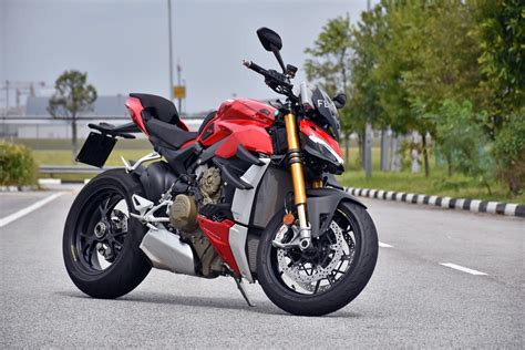 2020 Ducati Streetfighter V4 S Review Sonic Boom Carbuyer Singapore